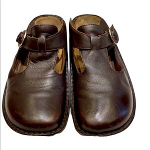 Alegria PG dark brown shoes